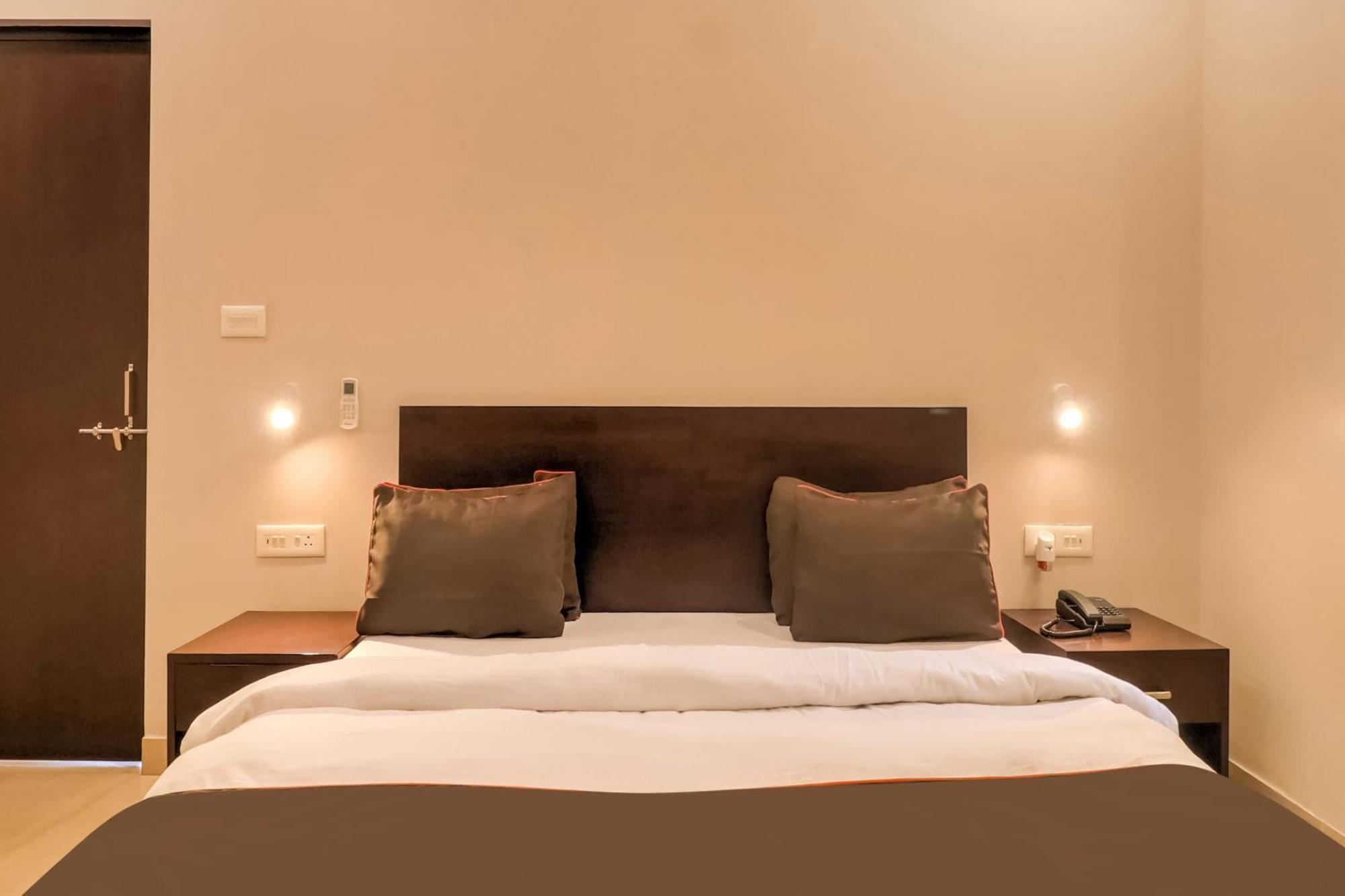Townhouse Amaraa Farms Near Lulu Hypermarket Lucknow Luaran gambar