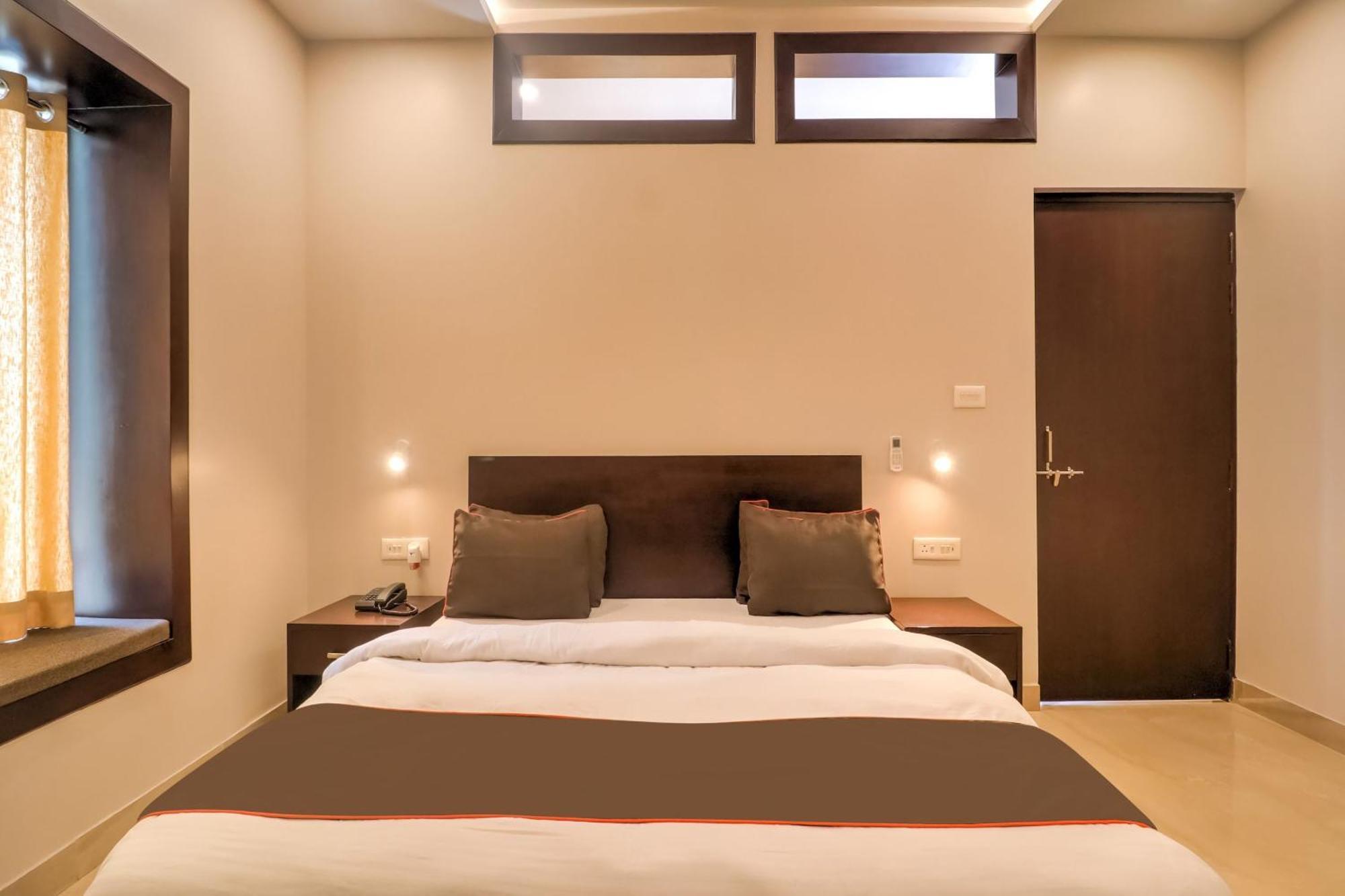 Townhouse Amaraa Farms Near Lulu Hypermarket Lucknow Luaran gambar