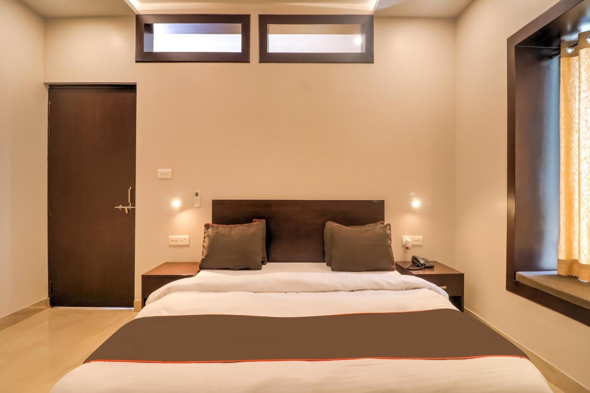 Townhouse Amaraa Farms Near Lulu Hypermarket Lucknow Luaran gambar